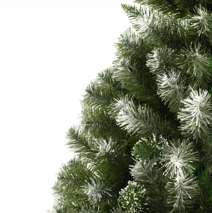 CHOINKA NA PNIU OŚNIEŻONA Z SZYSZKAMI